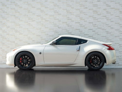 Nissan 370z Standard