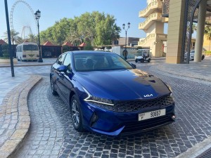 Top 5 best KIA blue cars for rent in Jumeirah Islands