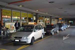 Why Should I Consider Using Airport Car rentals instead of Taxis?