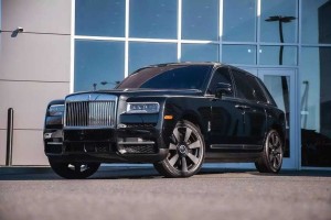 Thinking of Buying a Rolls-Royce Cullinan? Here's What You Need to Know