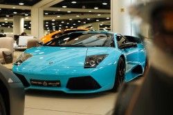 Lamborghini sky blu