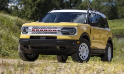 Rent Ford Bronco 2023 in Ras Al Khaimah