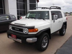 TOYOTA FJ CRUISER WITH DIFF LOCK #GCC# WELL MAINTAINED# URGENT SALE AED 39500/-