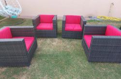 outdoor sofa 4 seater very neat n clean