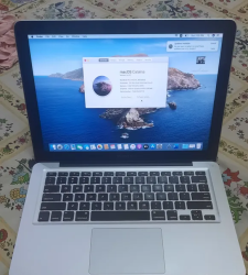 Apple MacBook Pro - Catalina OS
