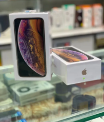 iPhone Xs max 256GB 1 year warranty Delivery Available