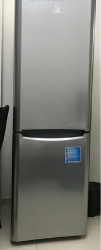 Indesit top mount bottom fridge (large)