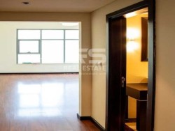 Stunning 1BR | New Listing | Mid Floor - Downtown