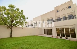 Genuine Listing | Vacant | 3 Beds Maid | Golf View-image
