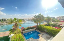 STUNNING!|1 MIN FROM BEACH|PRIVATE SWIMMING POOL-image