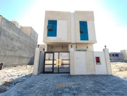 New villa, great location, free ownership and no service fees, characterized by a large setback in front of the villa-image