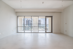 Burj and Beach View | Chiller Free | Serviced Apt