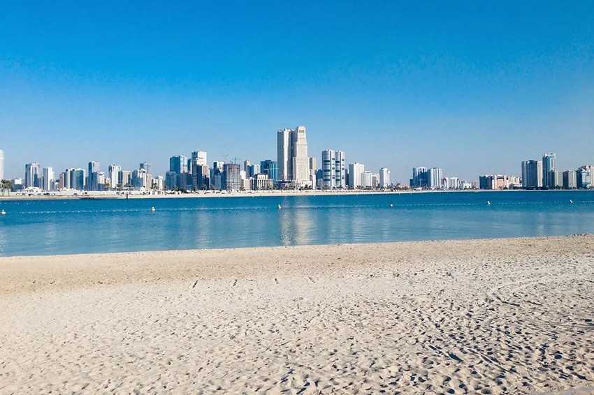 Mamzar Beach: Dubai's Tranquil Seaside Escape