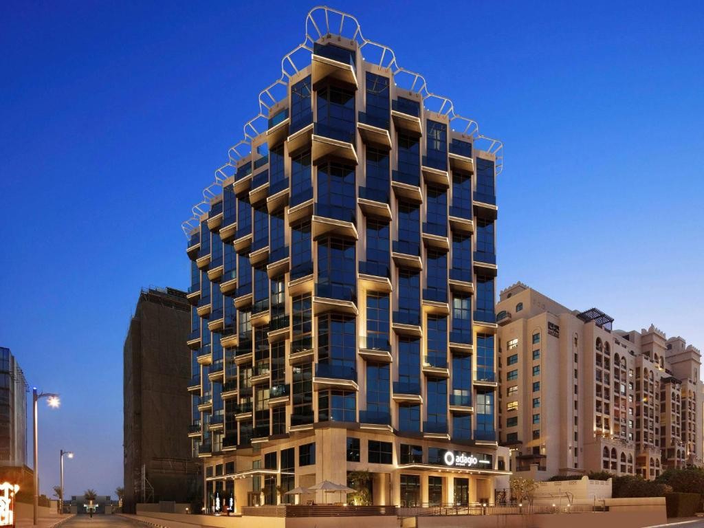 Adagio Prеmium Thе Palm: A Luxurious Oasis in Dubai