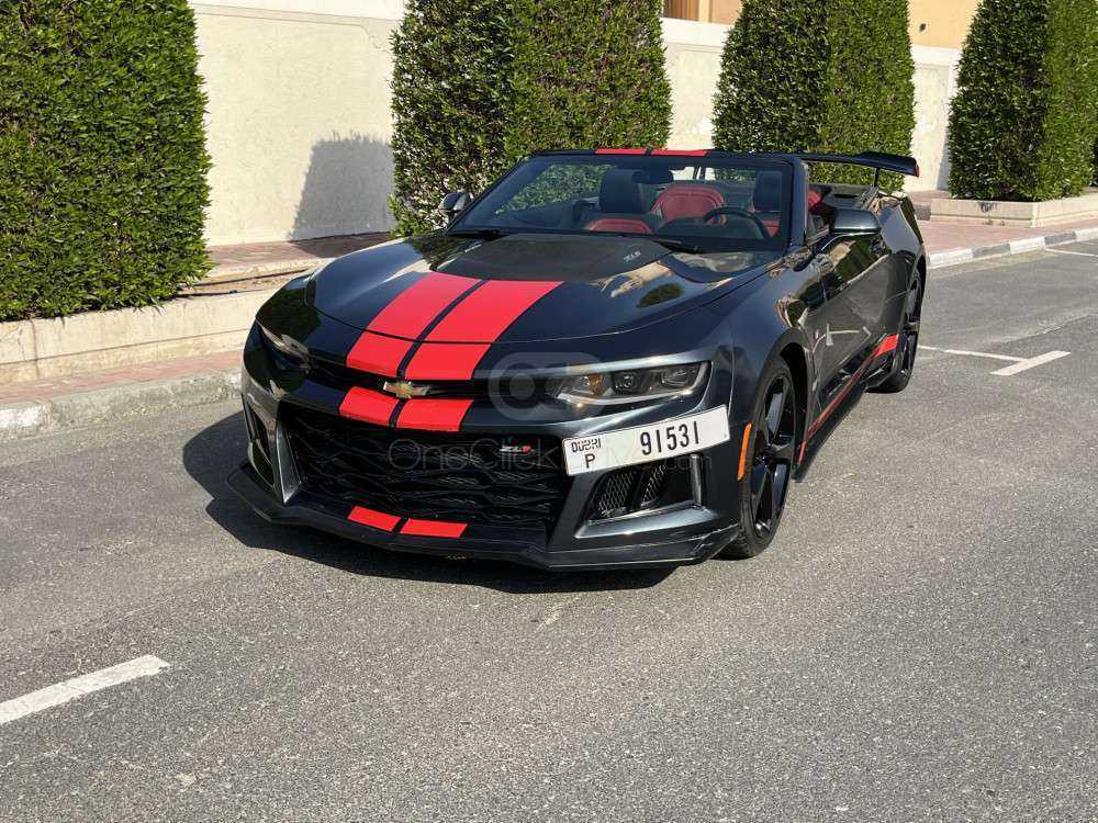 RENT CHEVROLET CAMARO ZL1 CONVERTIBLE V8 2019 IN DUBAI-pic_6