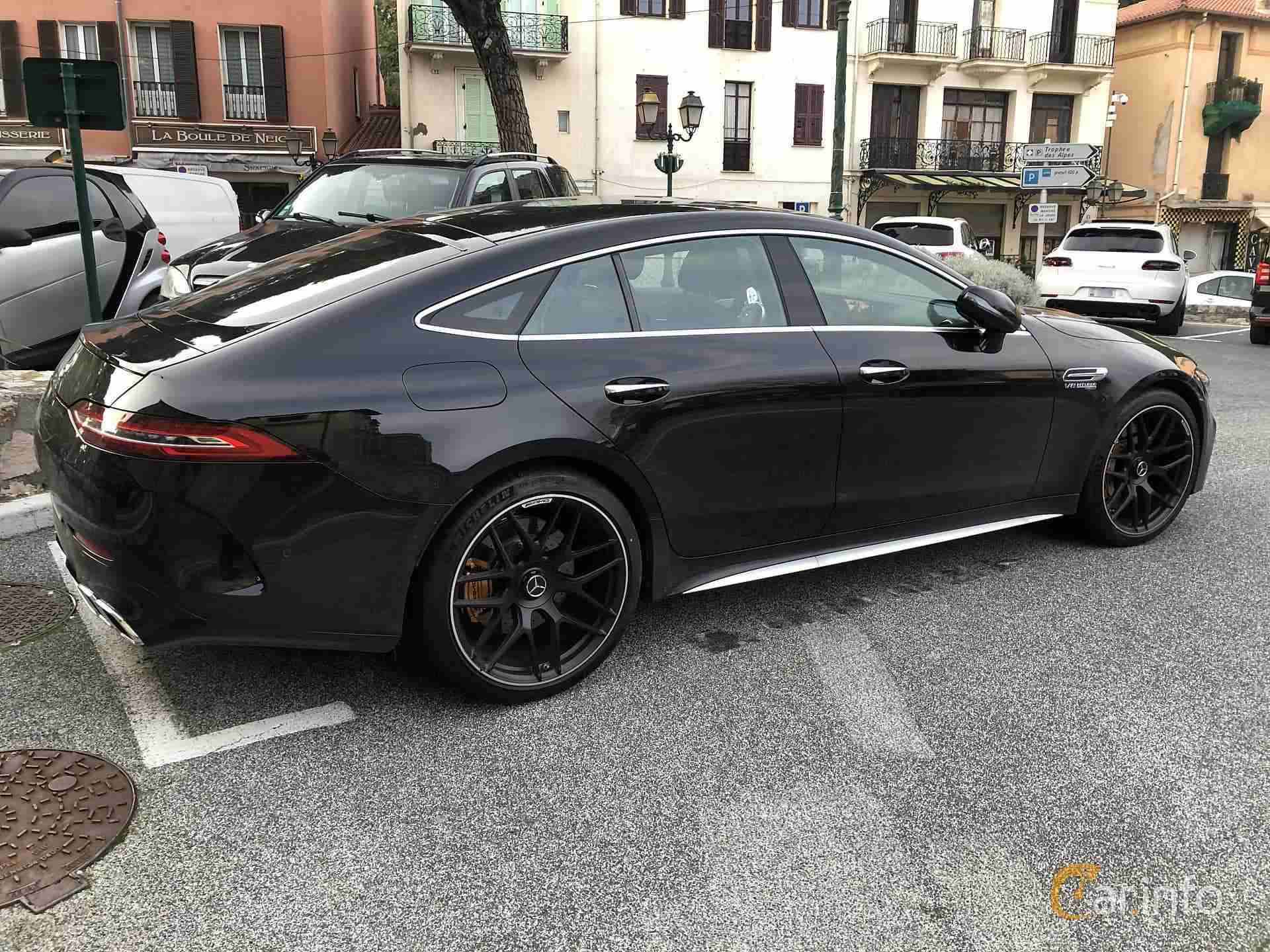 RENT MERCEDES BENZ AMG GT 43 2020 IN DUBAI-pic_5