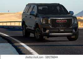 RENT GMC YUKON 2021 IN DUBAI-pic_4