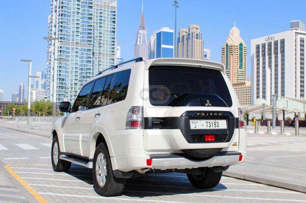 RENT MITSUBISHI PAJERO 2019 IN DUBAI-pic_3