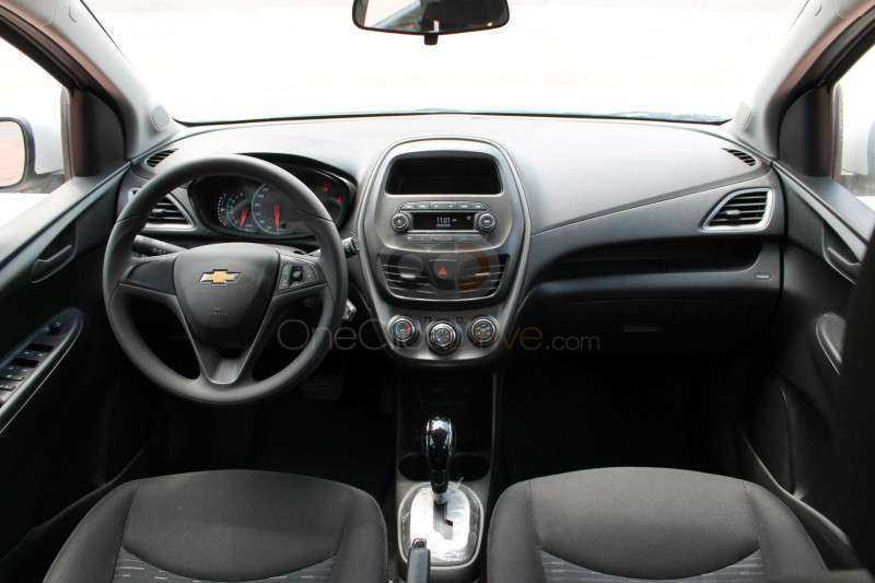 RENT CHEVROLET SPARK 2019 IN DUBAI-pic_3