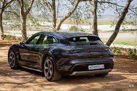 RENT PORSCHE TAYCAN 4 CROSS TURISMO 2022 IN DUBAI-pic_4