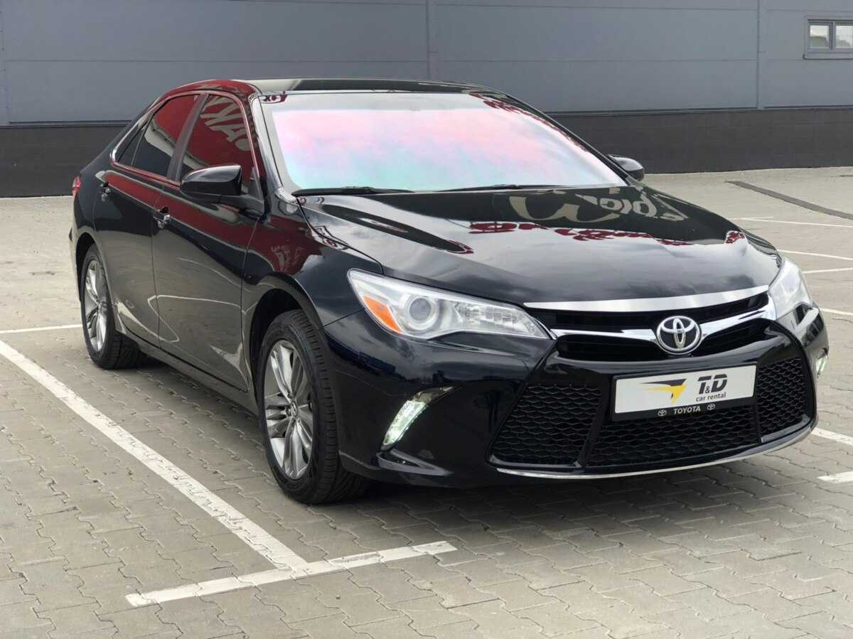 RENT TOYOTA CAMRY 2017 IN DUBAI-pic_1