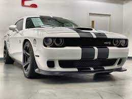 RENT DODGE CHALLENGER SRT HELLCAT V8-pic_3