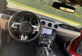 RENT FORD MUSTANG ECOBOOST CONVERTIBLE V4-pic_2