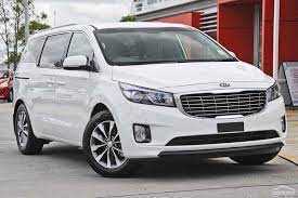 RENT KIA CARNIVAL 2021 IN DUBAI-pic_2