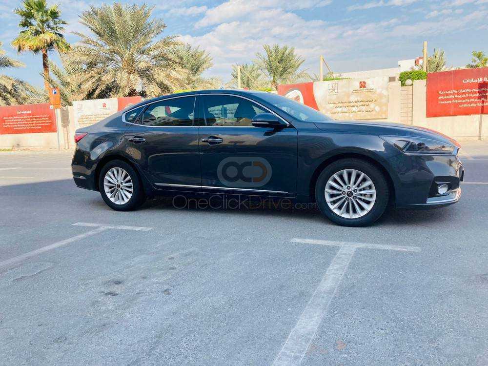 RENT KIA CADENZA 2019 IN DUBAI-pic_4