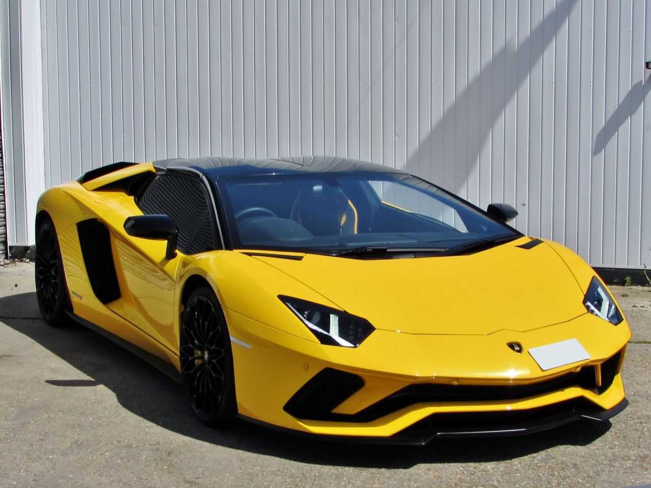 Lamborghini Aventador Model for Sale in Dubai 2023-pic_3