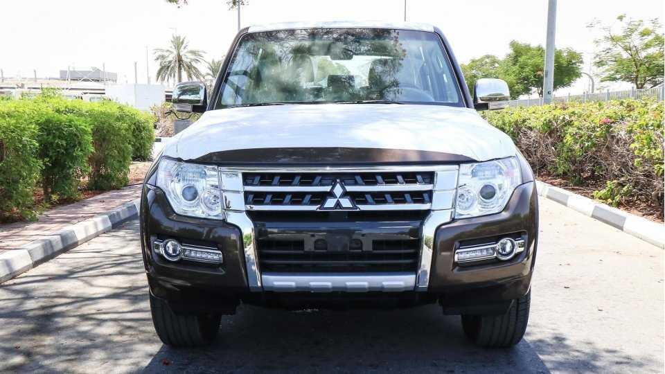 Brand New Mitsubishi Pajero S24 3.8L GLS 5 Door high 2020 | White / Black | For Export Only..-pic_3