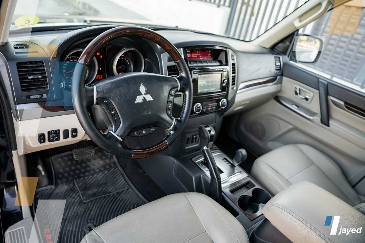 Brand New Mitsubishi Pajero S24 3.8L GLS 5 Door high 2020 | White / Black | For Export Only..-pic_2