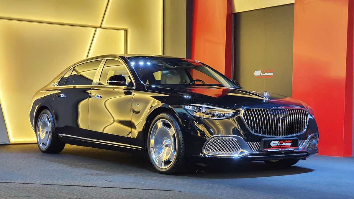 MERCEDES MAYBACH S680 | GCC SPECS | MONOBLOCK RIMS | WARRANTY AND SERVICE CONTRACT-pic_3