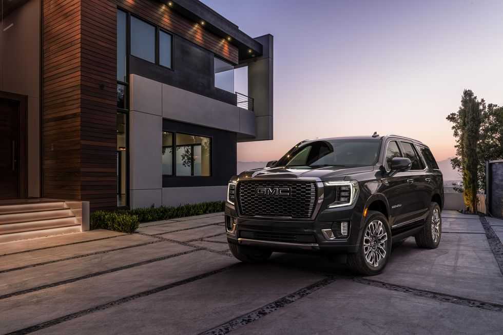 GMC DENALI YUKON XL 2019 - FULLY LOADED - ORIGINAL PAINT - VERY CLEAN CAR-pic_1