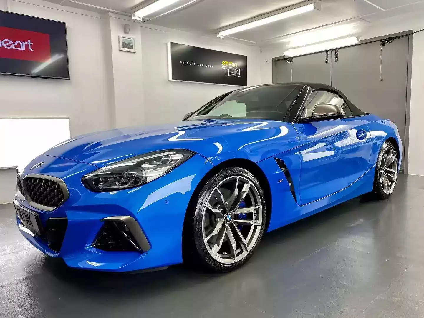 BMW Z4 MODEL 2015 GCC SPEC IN EXCELLENT CONDITION-pic_4