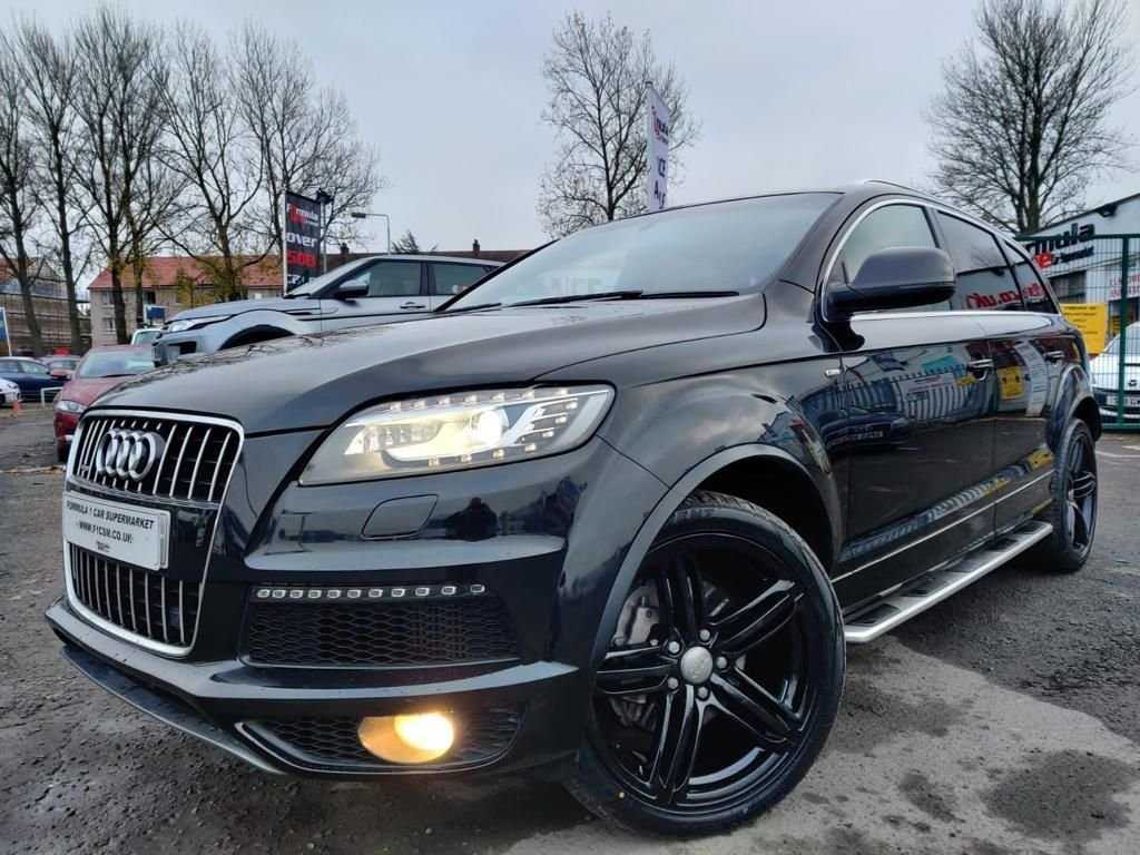 AUDI Q7 S LINE MODEL 2013 GCC SPEC IN EXECLLENT CONDITION-pic_3