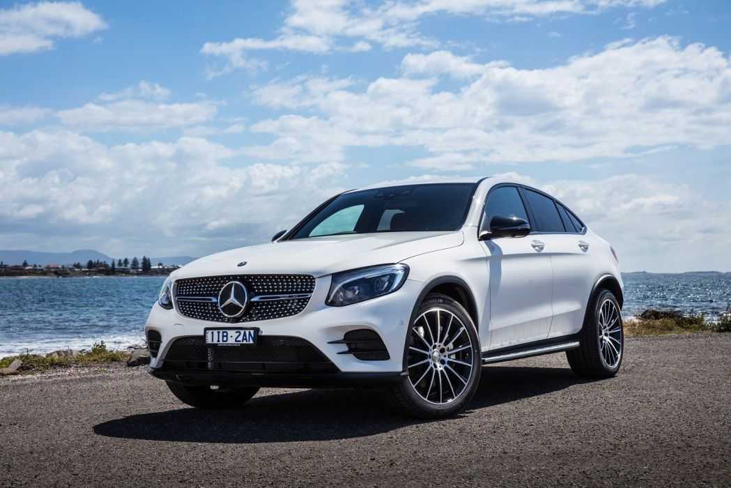 From 3625 AED, Mercedes GLC 250 4matic AMG Coupe, 2019 Warranty and service contract, Low Mileage.-pic_3