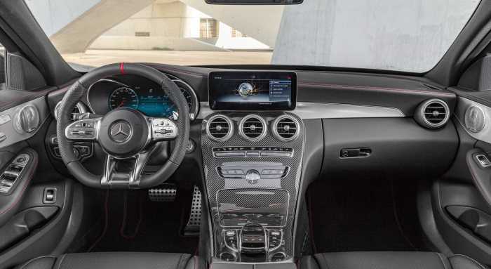 RENT MERCEDES BENZ AMG C43 2020 IN DUBAI-pic_3