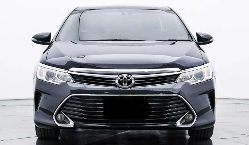 Toyota Camry 2022 model Gray inside beige 2.5L petrol-pic_2