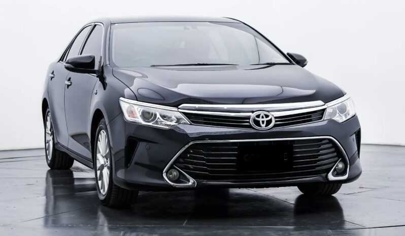 Toyota Camry 2022 model Gray inside beige 2.5L petrol-pic_1