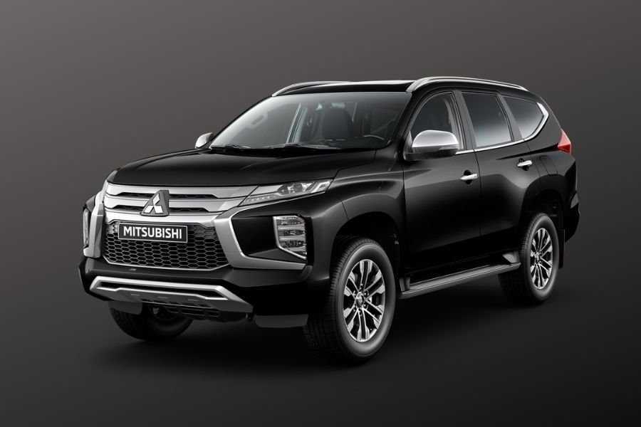 RENT MITSUBISHI MONTERO SPORT 2020 IN DUBAI-pic_2