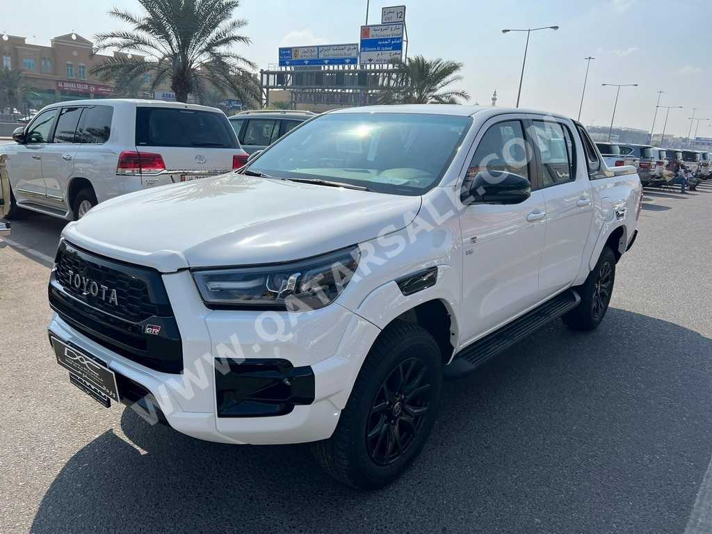 New car for sale 2023 Toyota Hilux GR-Sport-pic_3