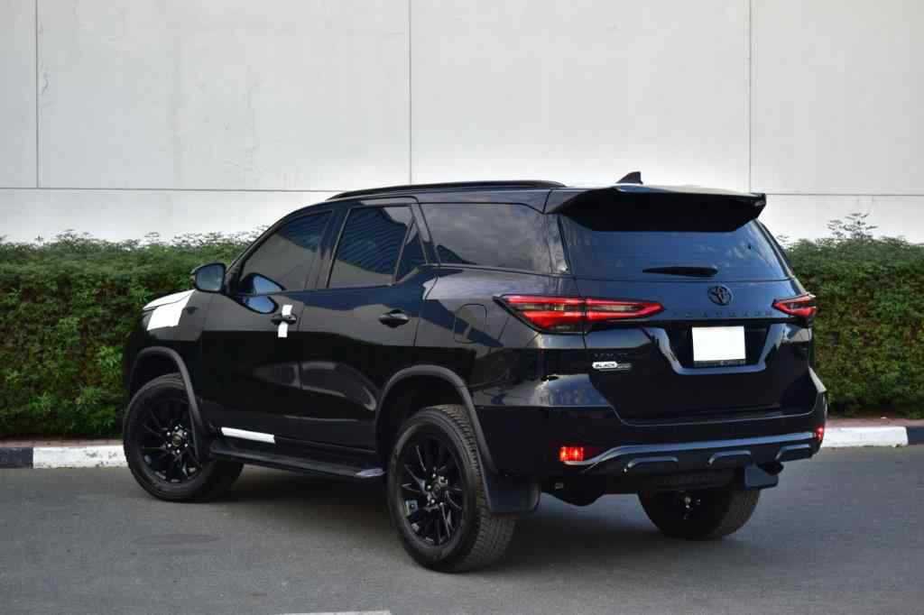 New car for sale 2023 Toyota Fortuner Black Edition-pic_1