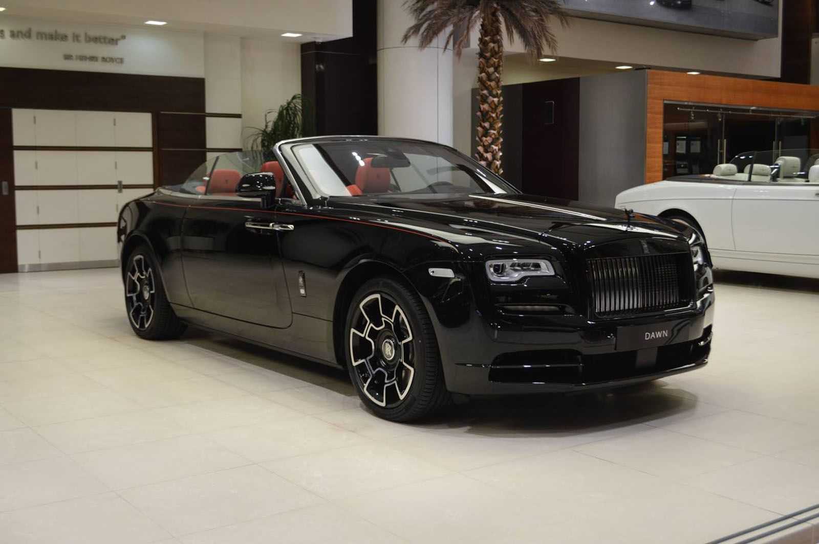 Luxury Rolls-Royce Dawn is the ultimate car for luxury-seekers to buy in Dubai-pic_1