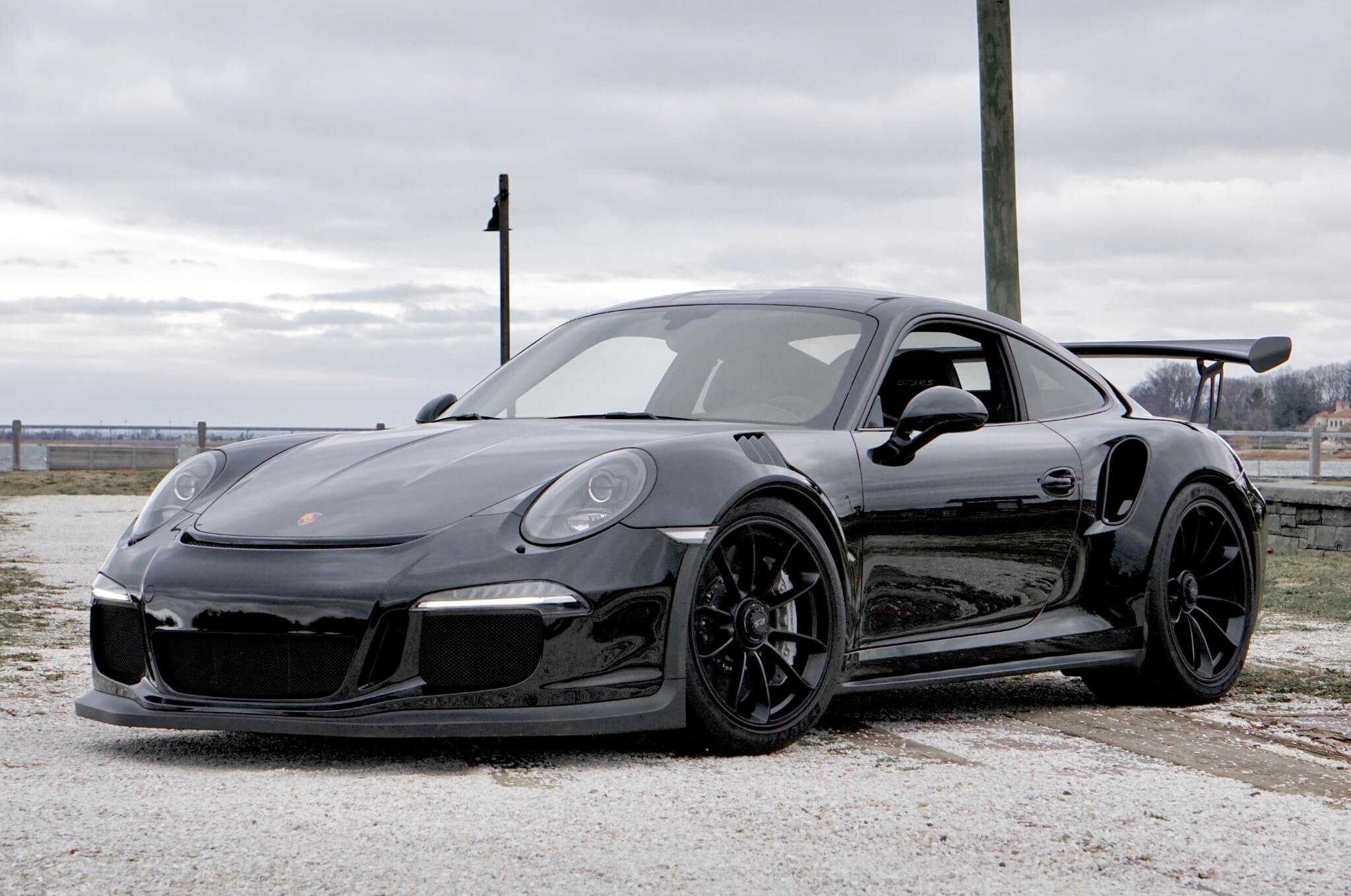 The Porsche 911 GT3 RS Model for Sale in Dubai-pic_4