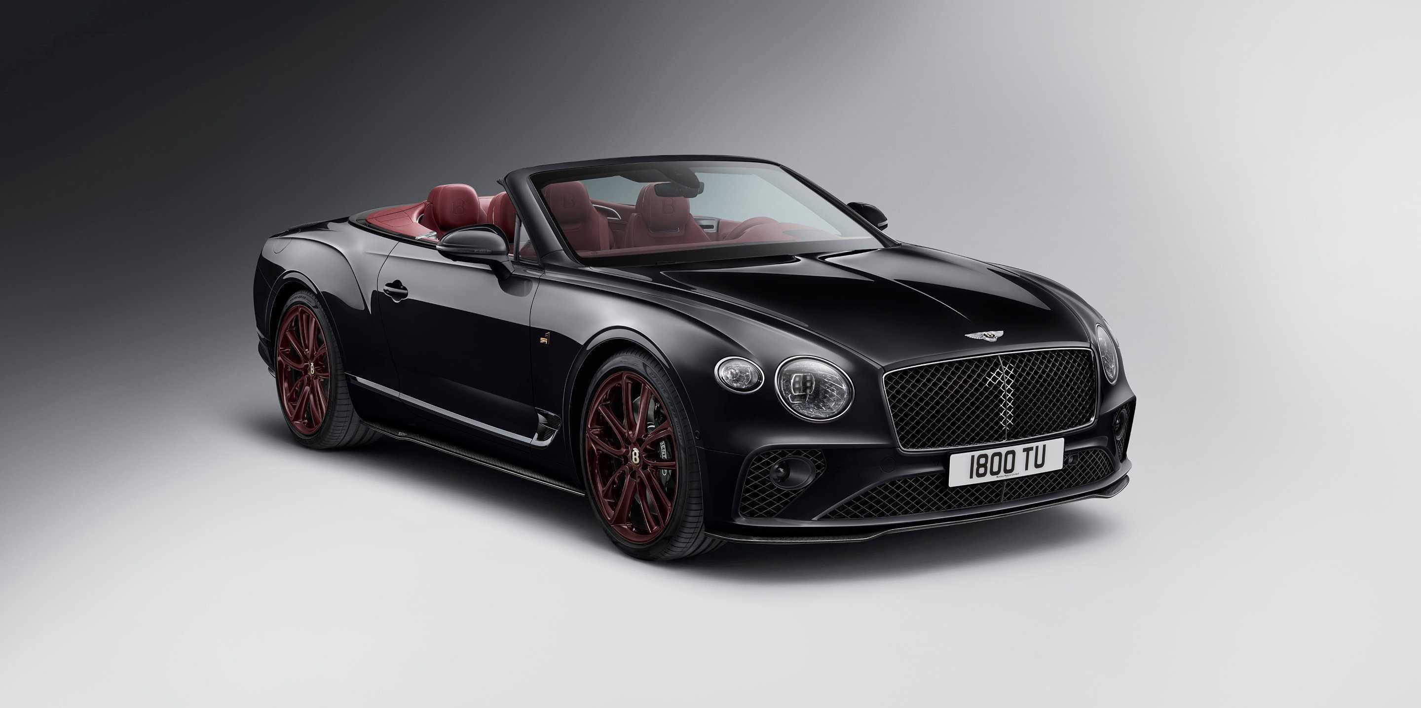 Rent Bentley Continental GT Convertible 2022 in Dubai-pic_4