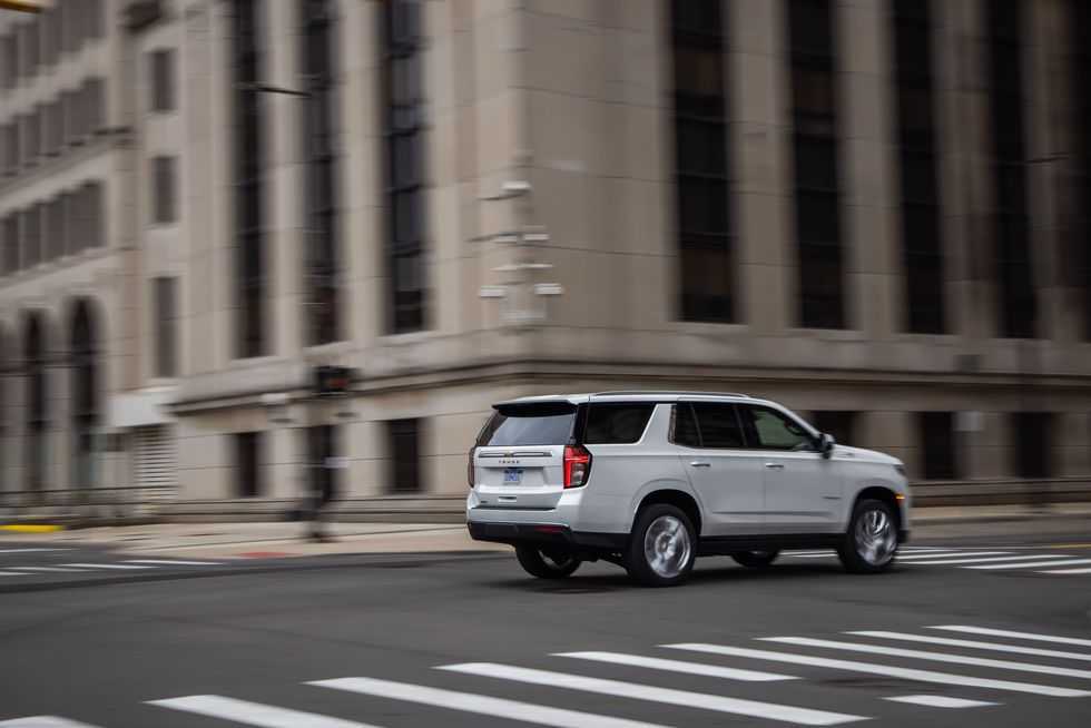 Chevrolet Suburban 2021-pic_4