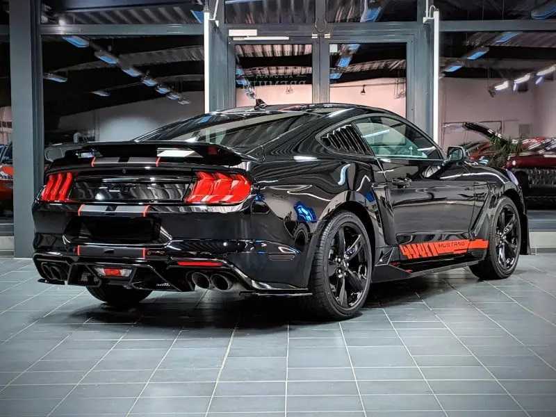 Rent Ford Mustang Shelby GT500 Convertible V8 2020 in Dubai-pic_3