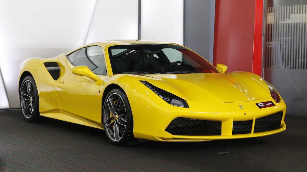 Top best Ferrari yellow cars for rent in internet city-pic_2