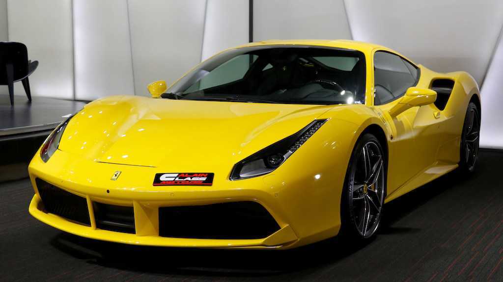 Top best Ferrari yellow cars for rent in internet city-pic_3